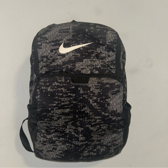 Nike Monochrome Men's Backpack - Picture 1 of 6